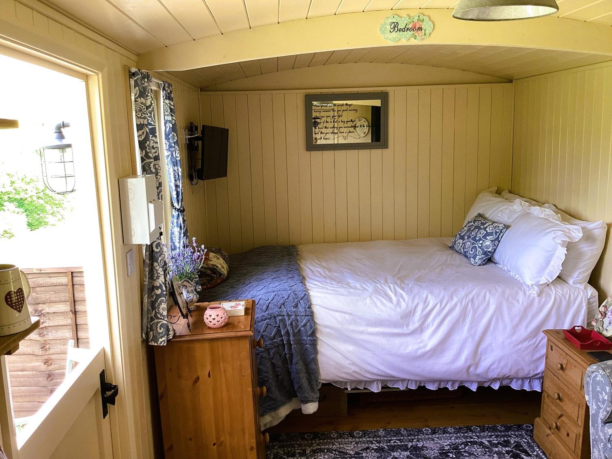 Hotel Lilly'S Pad Bude Esterno foto